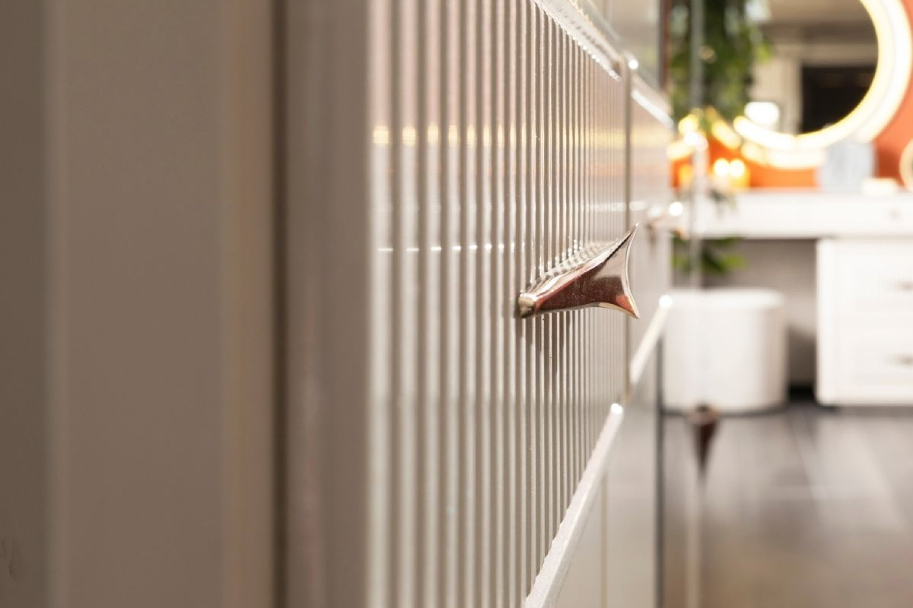 Boden 6 Kapılı Gardırop 