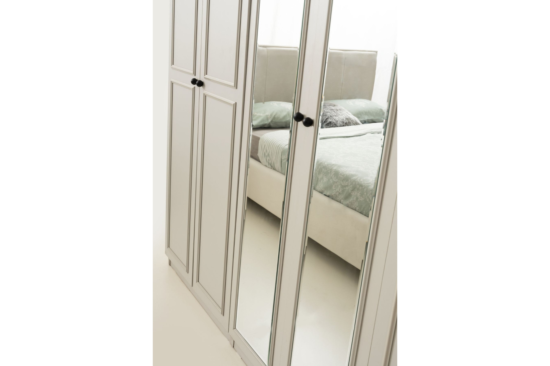 Lenta Aynalı Köşe Gardırop 