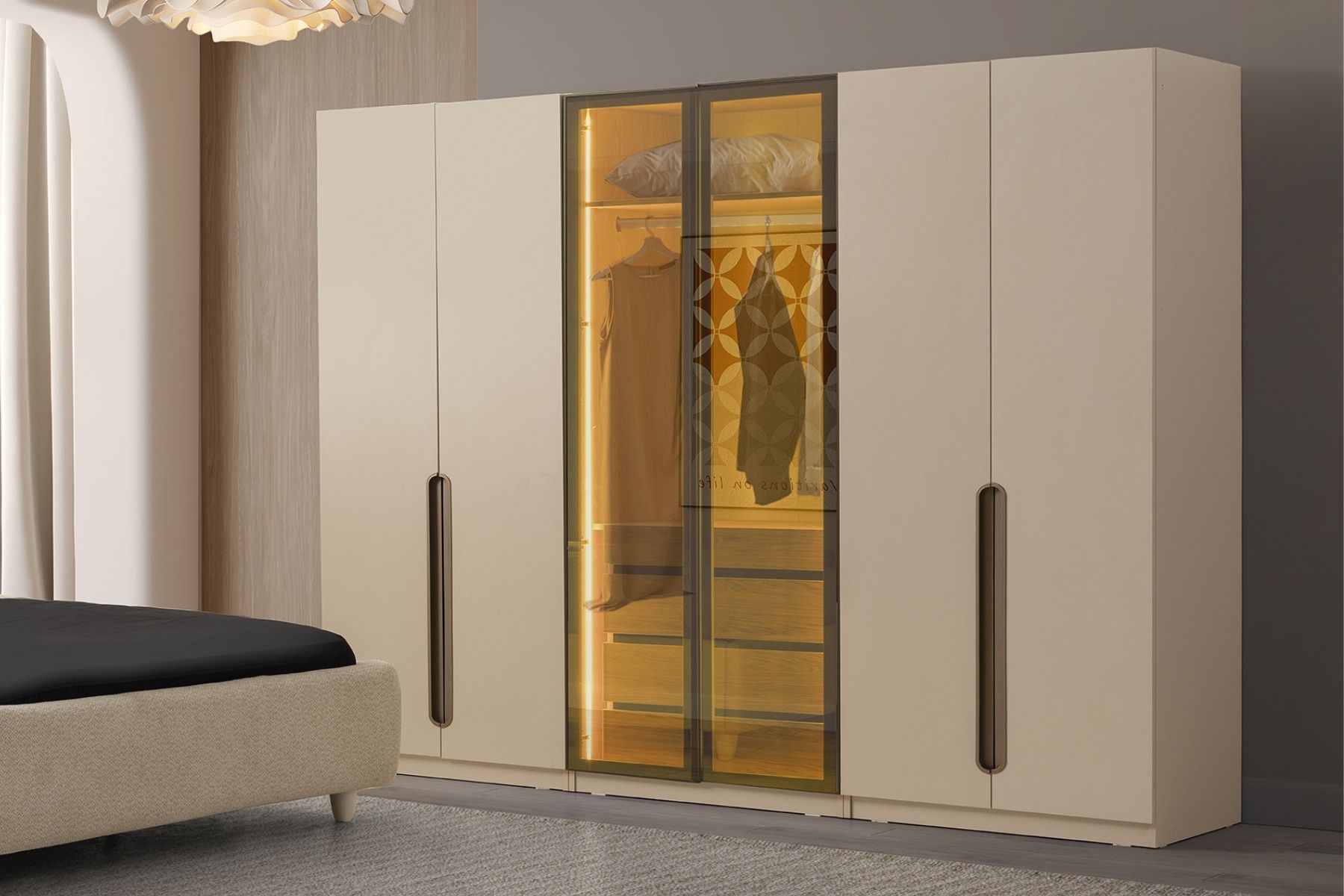 Strada 6 Kapılı Reflekte Camlı Gardırop 