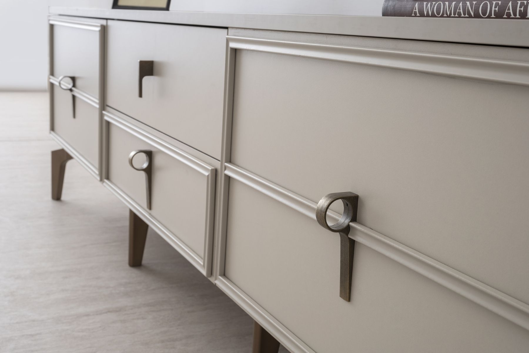 Moun Konsol Moun Konsol