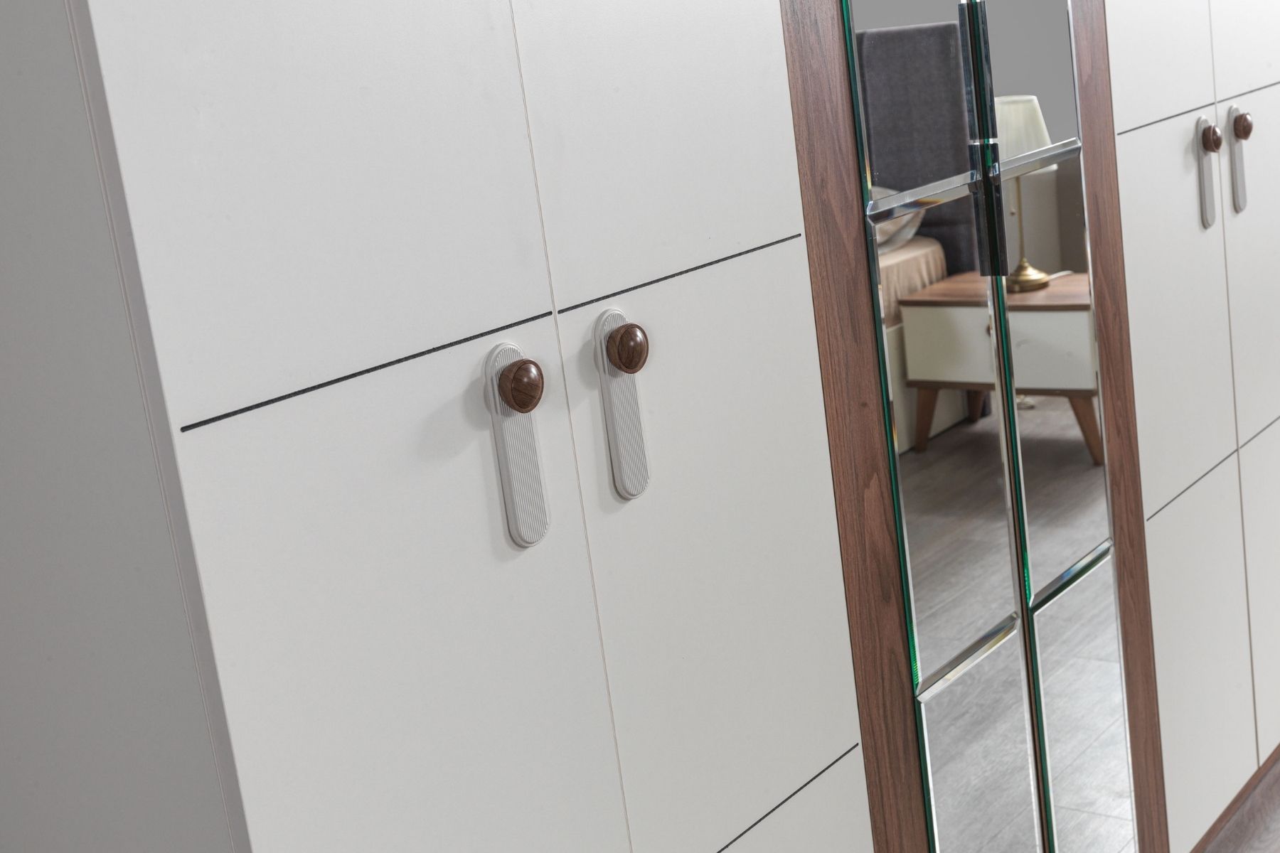 Fable 6 Kapılı Gardırop