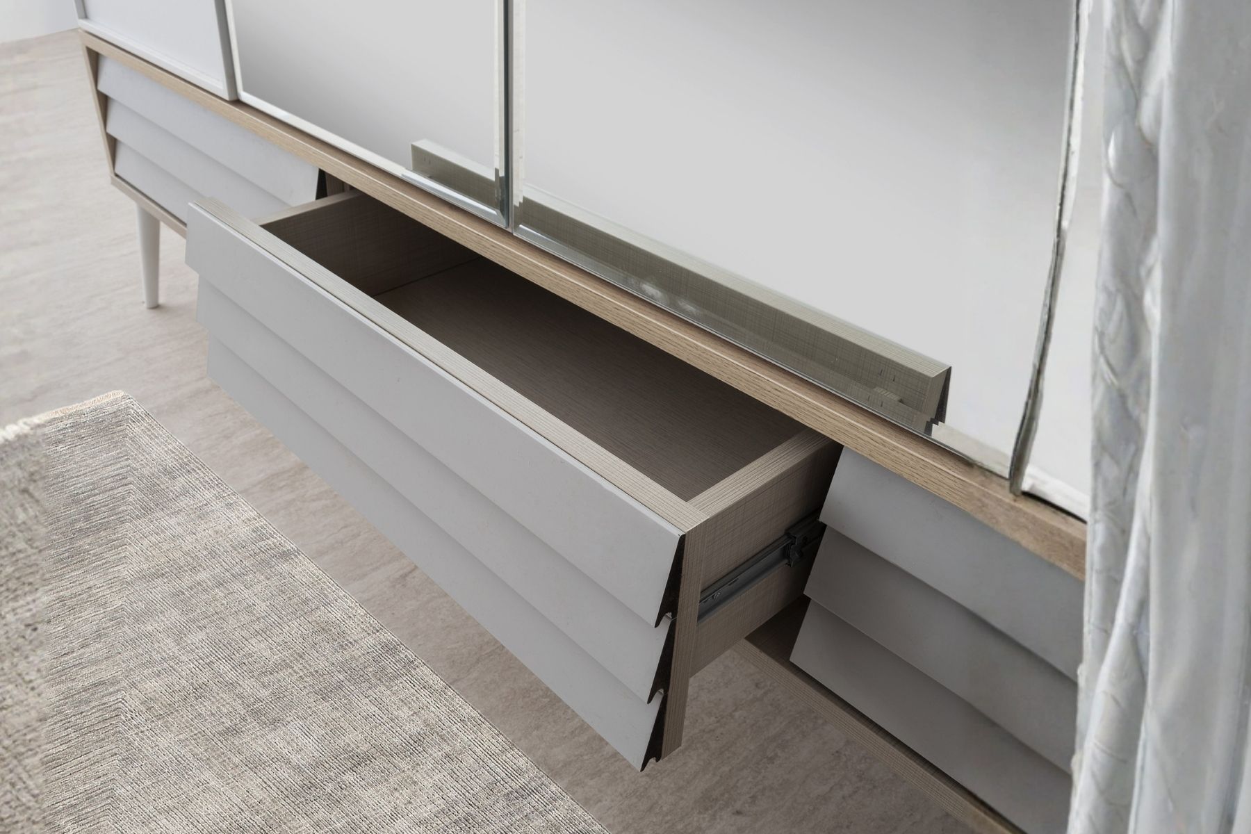 Silla 4 Kapılı Gardırop