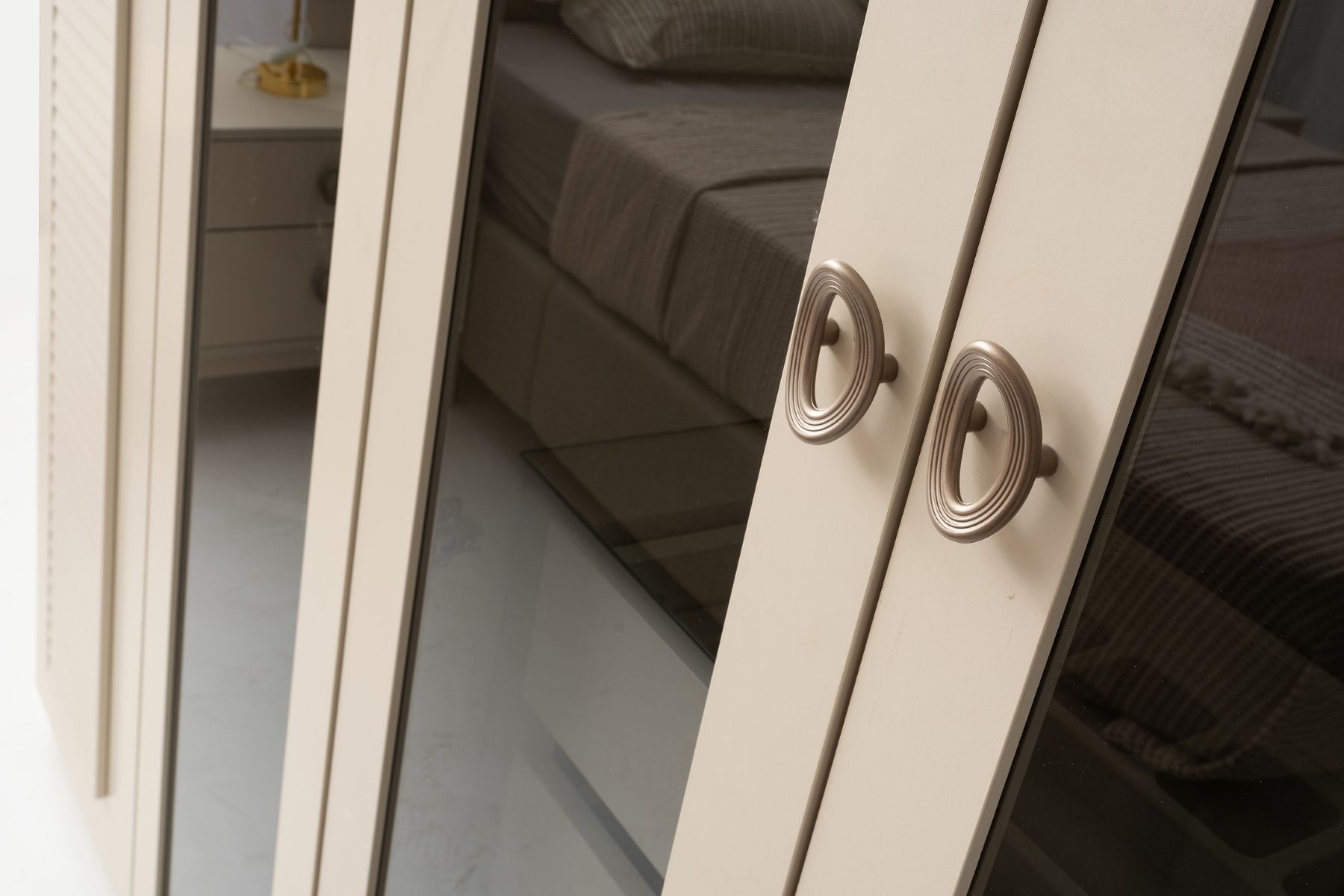 Hens 6 Kapılı Gardırop