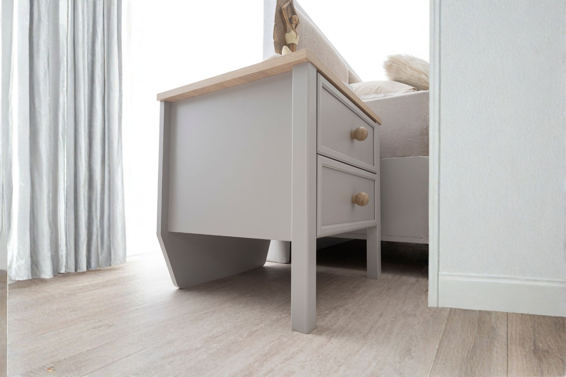 Lumis Komodin Lumis Komodin