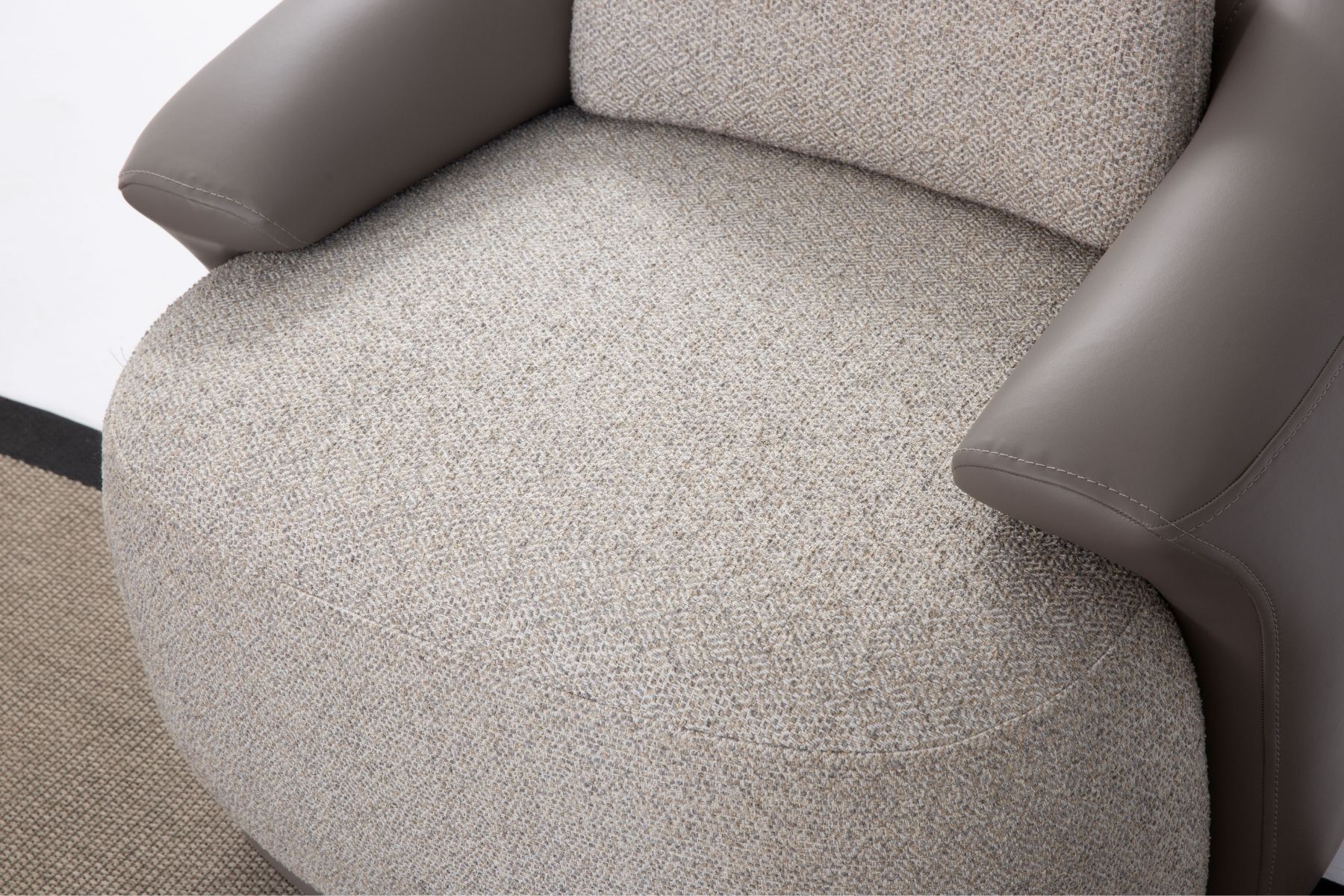 Alven Grey Berjer